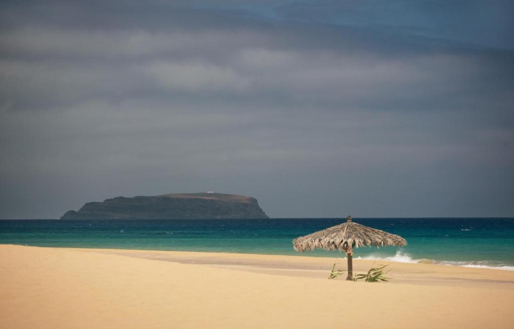 Hotel Torre Praia Porto Santo Bagian luar foto